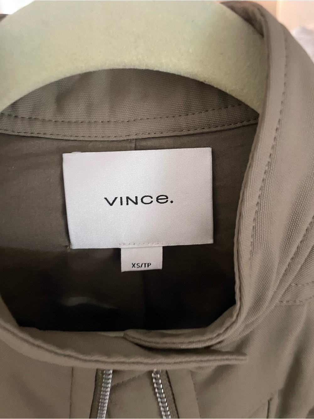 $500 Vince Lightweight Bomber Jacket in light army green size xs - Picture 6 of 12